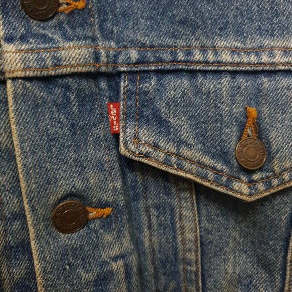 Vintage Levi's Denim Trucker Jacket - Picture 5 of 5